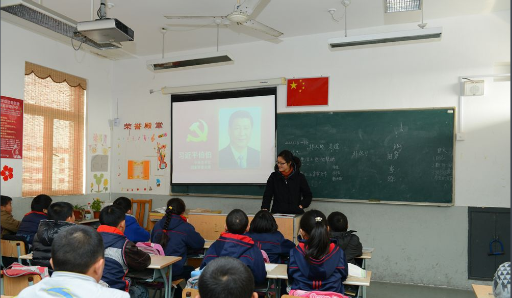 上海唯实希望小学携手访客机
