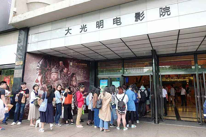 电影院触摸体机怎么选购？